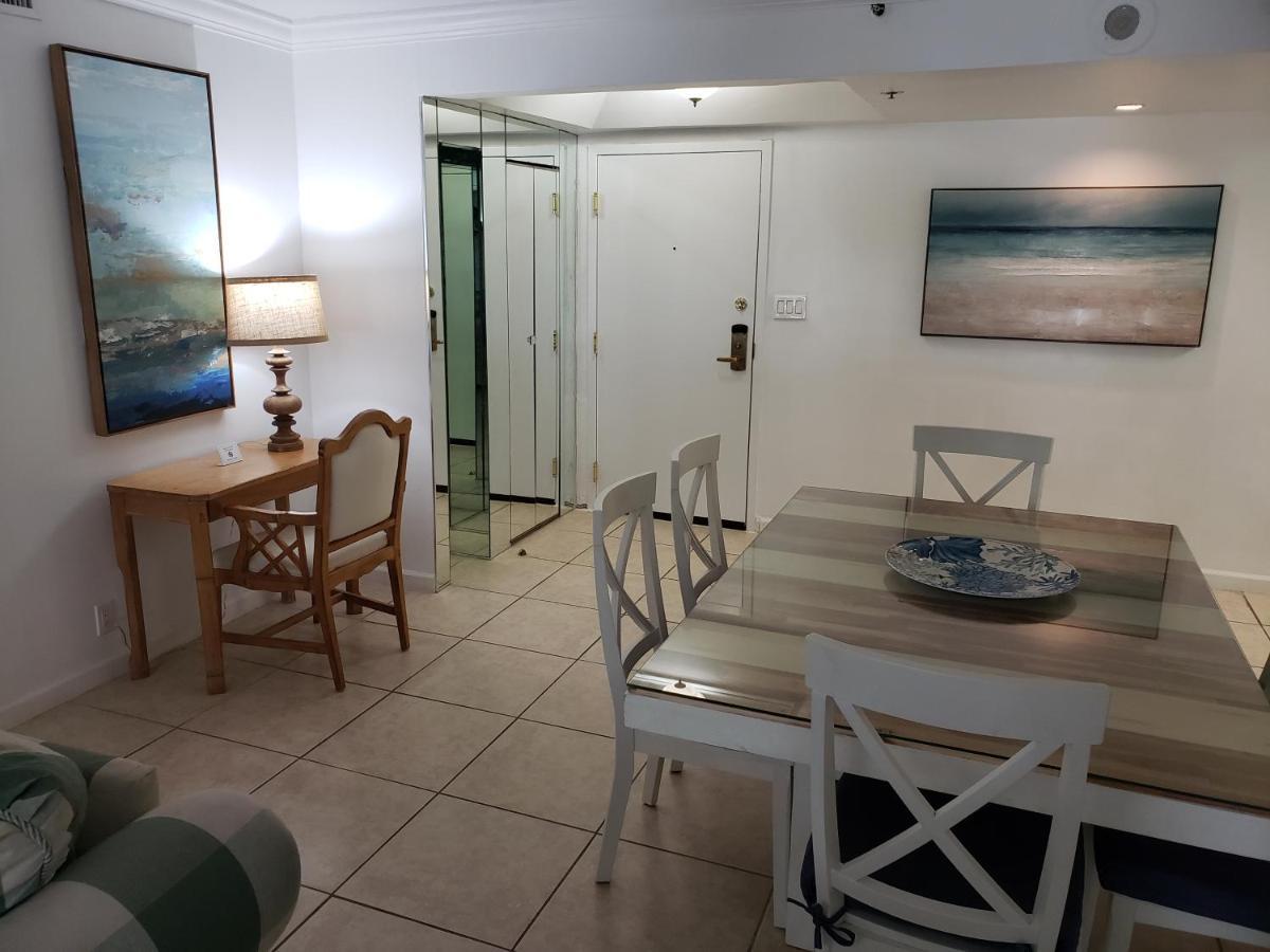 2 Bedroom 2 Bath Beachfront Condo On Miami Beach Millionaire Row Exterior foto